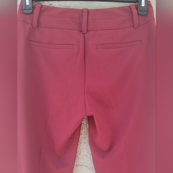 New York & Company x Seven Ave red modern fit pants size 2 Tall - Picture 4 of 9